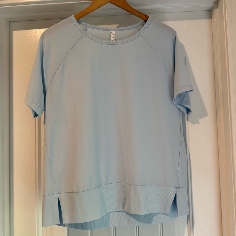 STYLUS Light Blue Short Sleeve Pullover Top